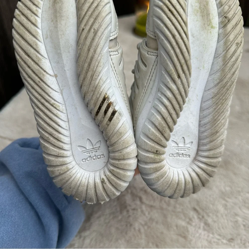 adidas sneakers Kids Size 8.5